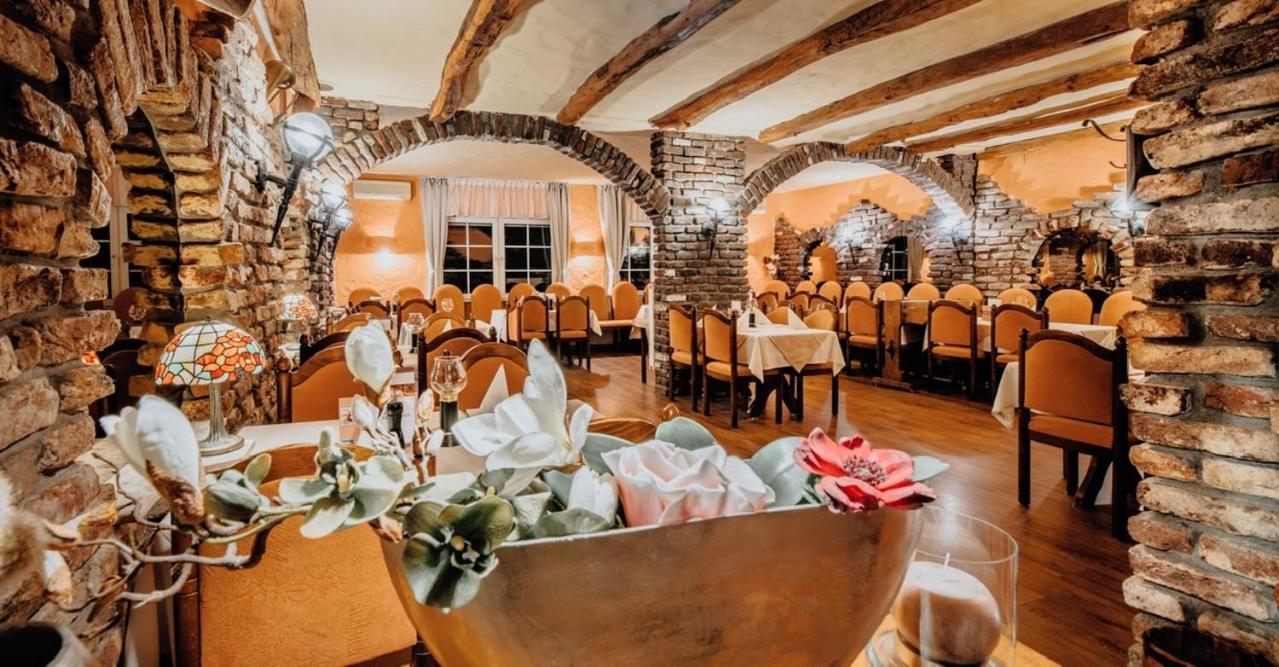 Hotel Restaurant Adria Stuben Bruehl 外观 照片